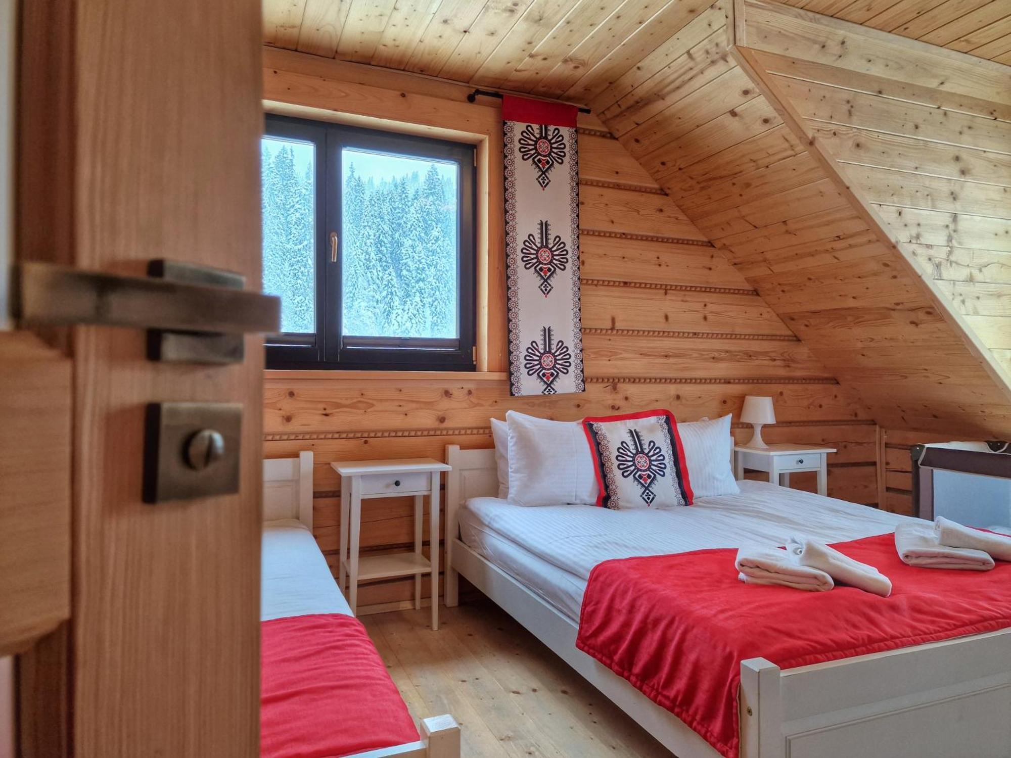 Lk Resort Lapsze Domy Z Prywatna Balia I Sauna Łapsze Niżne Exterior foto